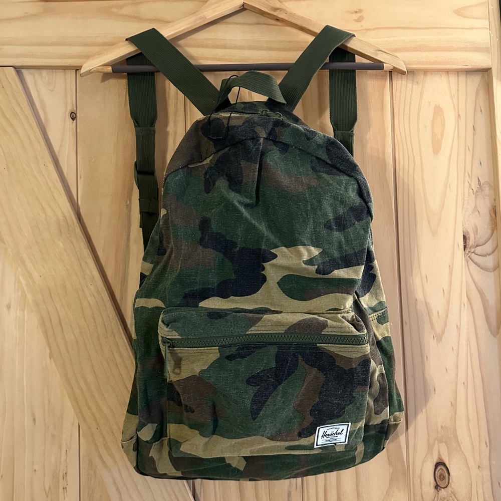 camo herschel backpack